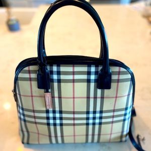 Authentic Burberry beige/black supernova check bag